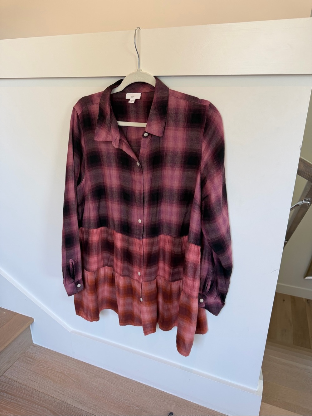 J Jill Women’s Pink Plaid Button-Up Tunic Top Tiered Ombré Size Large